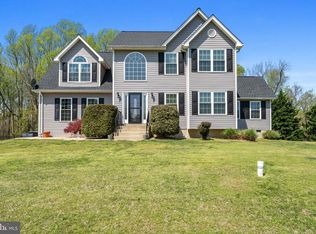 1230 Plum Point Rd, Huntingtown, MD 20639