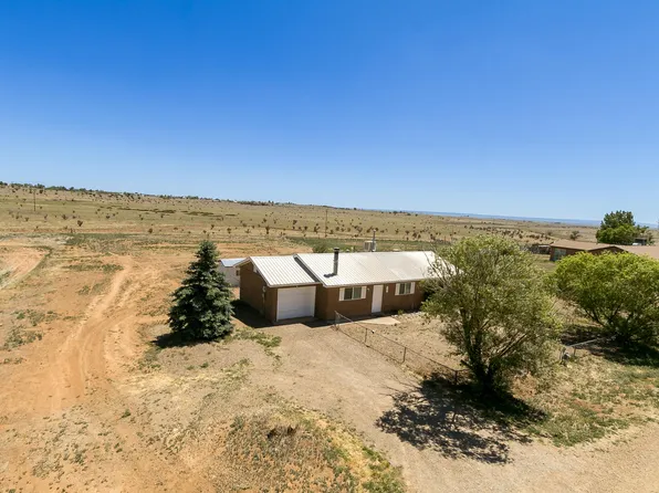 16 David Dr, Edgewood, NM 87015