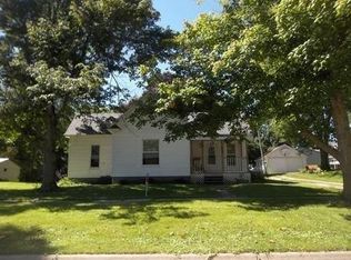 407 S Pearl St, New Sharon, IA 50207