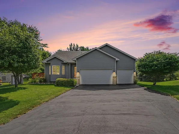 1374 Waters Way, Watertown, MN 55388