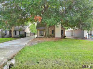 30572 Fairway View Dr, Denham Springs, LA 70726