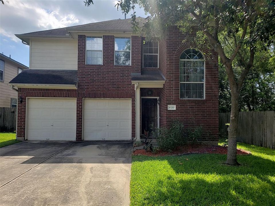 1st image of 10210 Las Terrazas Dr