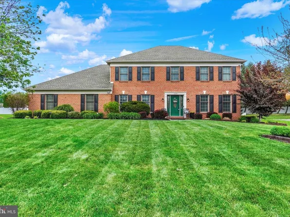 1649 Lilac Rd, York, PA 17408