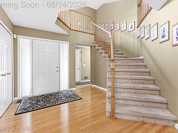 3rd image of 23157 Wagonwheel Dr