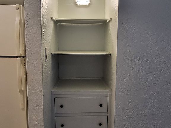 4th image of 820 8th Ave S APT A