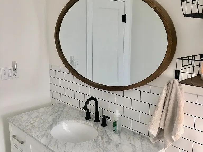 Main bathroom