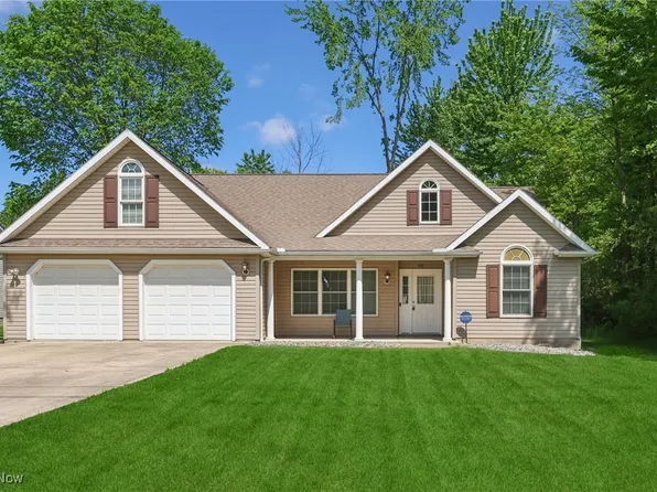98 Rockaway Dr, Rome, OH 44085