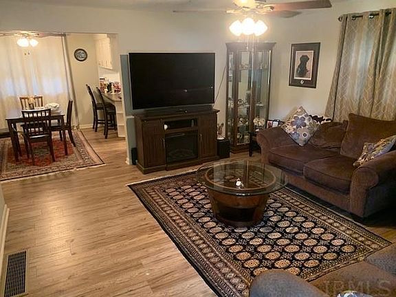 4th image of 1301 Terrace Ave