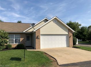 4011 Pelham St NE, Canton, OH 44714