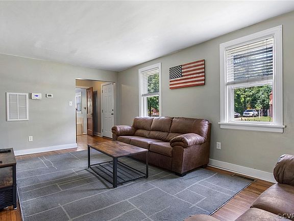 5th image of 919 N Concord Ave