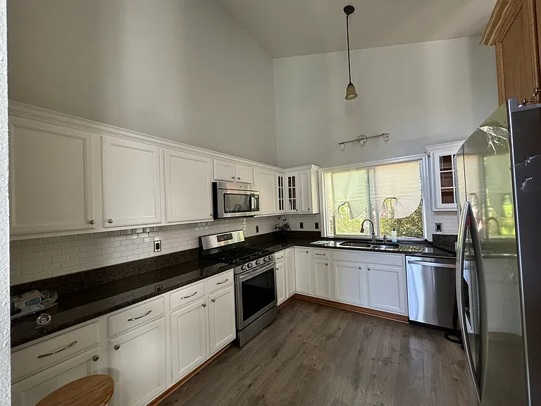 17485 NW Ashland Dr — Photo 15