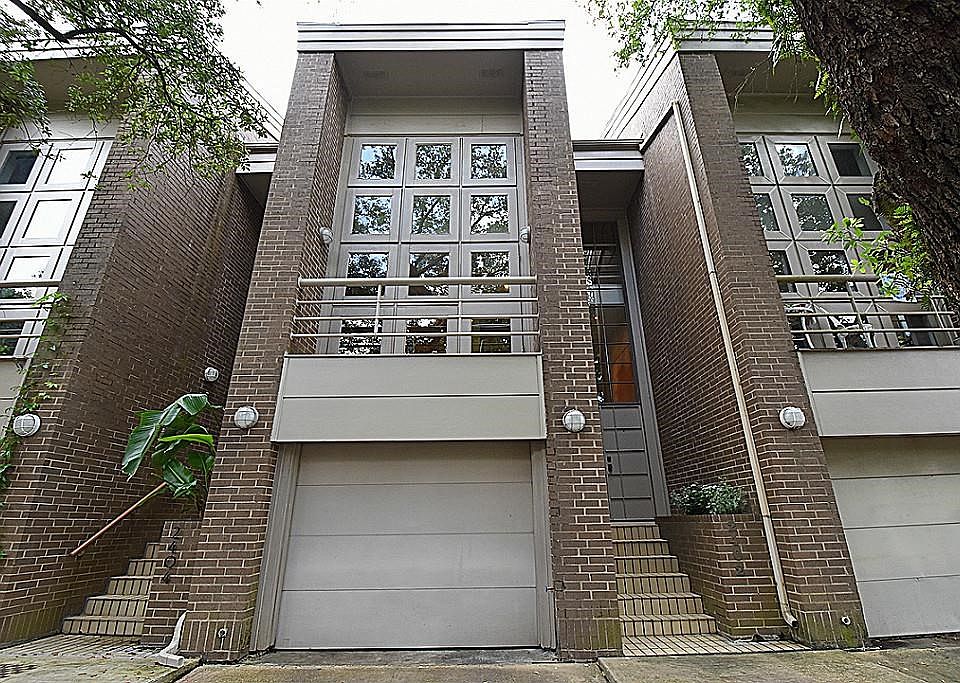 Welcome to 2402 Yupon in coveted Cherryhurst Sub-division.