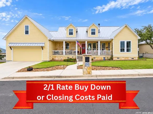 217 YORKTOWN BLVD, Kerrville, TX 78028