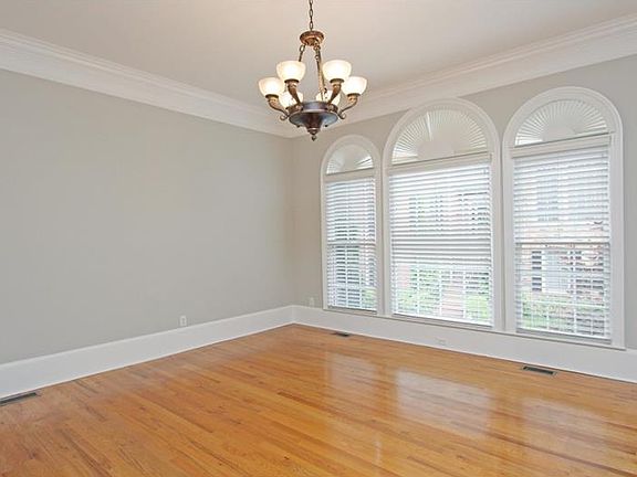 5th image of 2595 Brookhaven Chase Ln