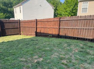 4038 Cindy Woods Ln, Charlotte, NC 28216