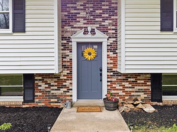 4th image of 1098 Castleman Run Rd