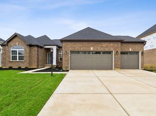 9045 Sorrento Pl, Washington Township, OH 45458