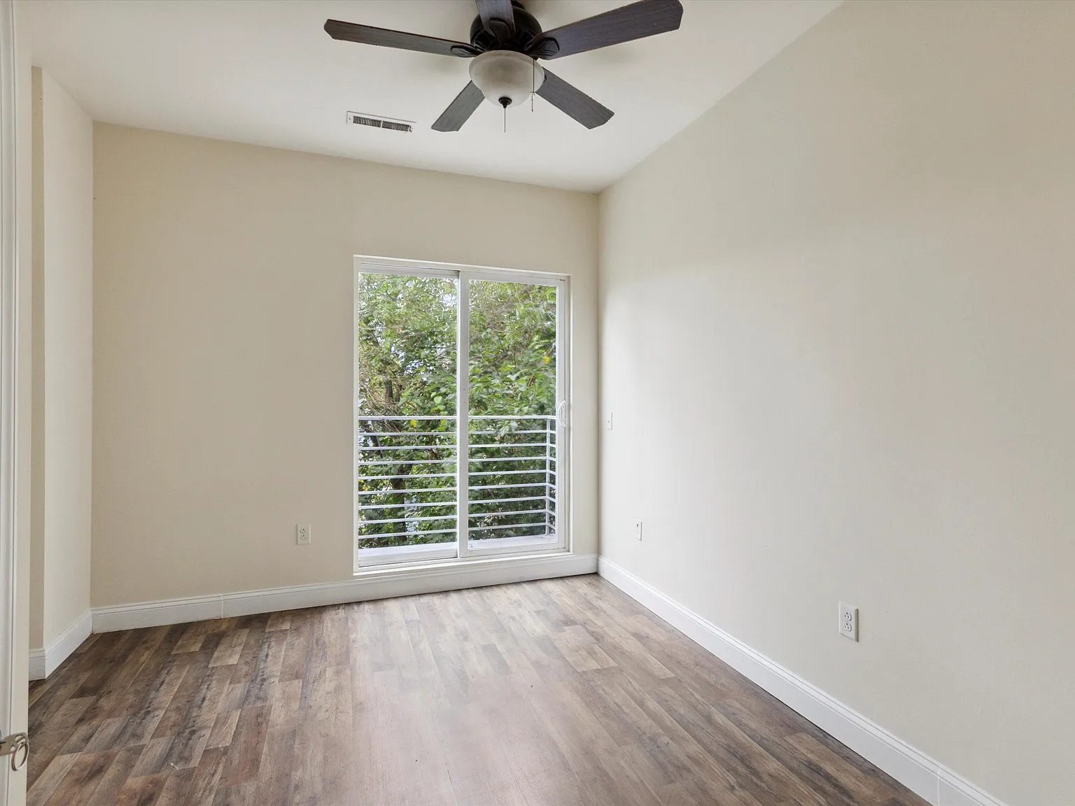 1733 N Gratz St Unit B — Photo 3