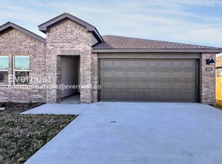 104 E Sunbelt Ct, Mayflower, AR 72106