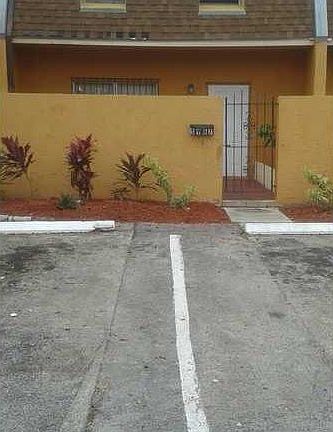 3rd image of 5967 NW 27th Pl