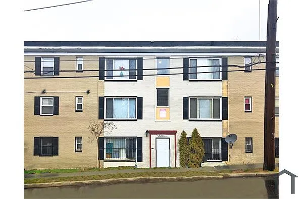 Building Photo - 5210 Just St NE #8