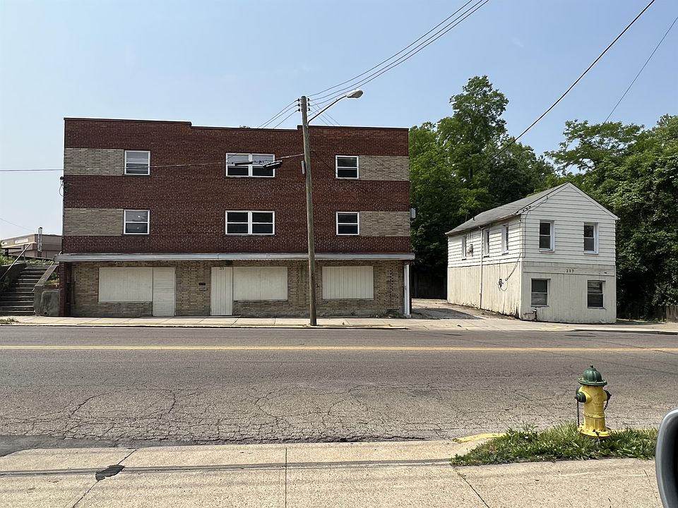 1st image of 215 W Wyoming Ave #3