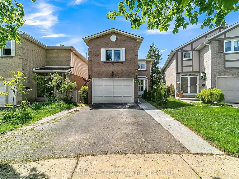 10 Park Lane Cir — Photo 2