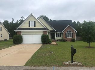 187 Fallingleaf Dr, Raeford, NC 28376