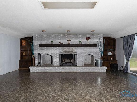 3rd image of 8490 Township Road 1166