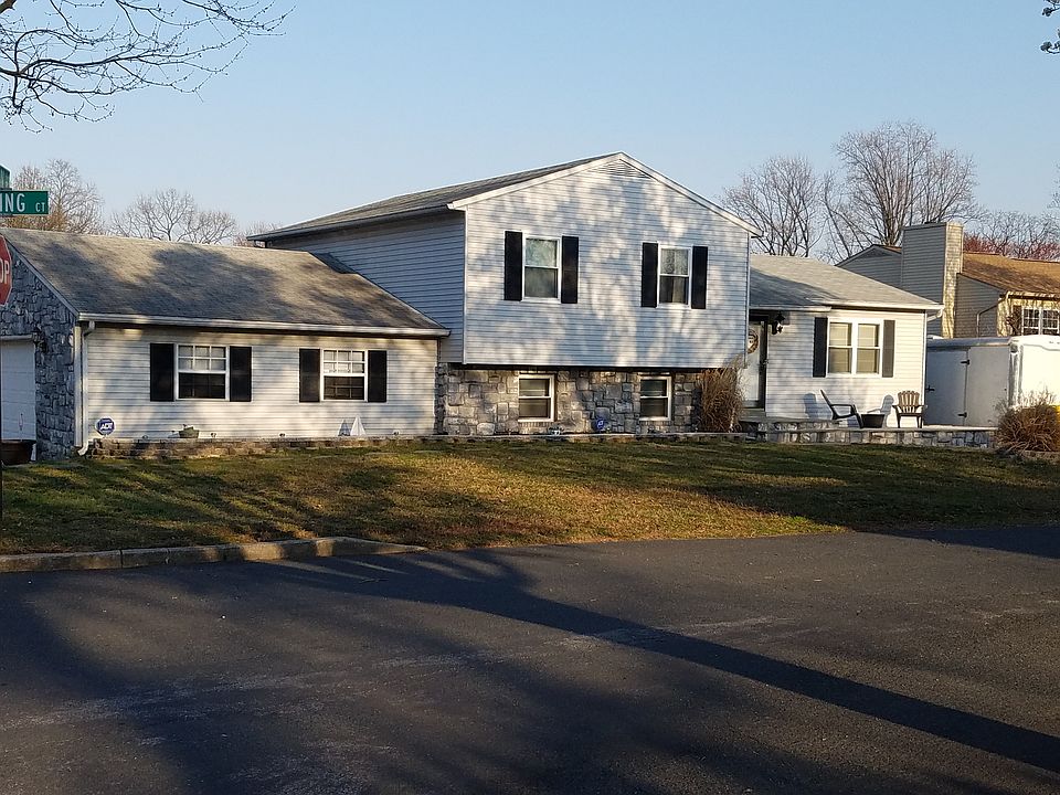 1st image of 7101 Pickering Ct