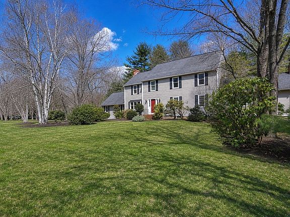 2nd image of 28 Stetson Dr