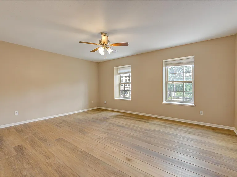 351 N Post Oak Ln #805 — Photo 13