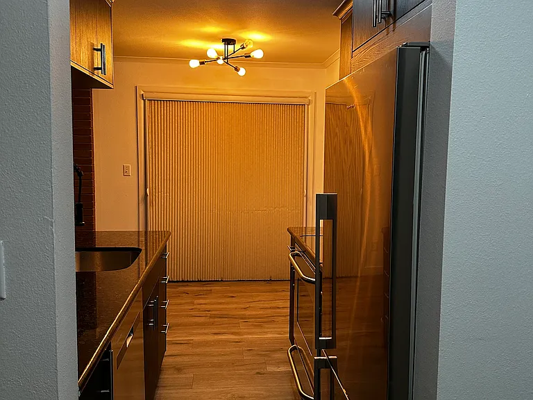 1016 6th Ave N #201 — Photo 5