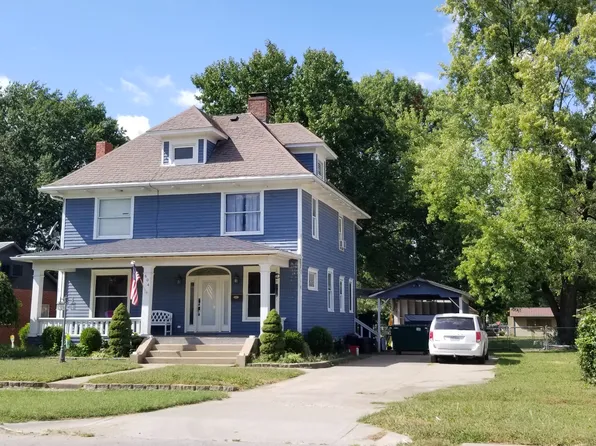 604 S Main St, Windsor, MO 65360