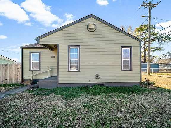2nd image of 302 W Navajo Ave