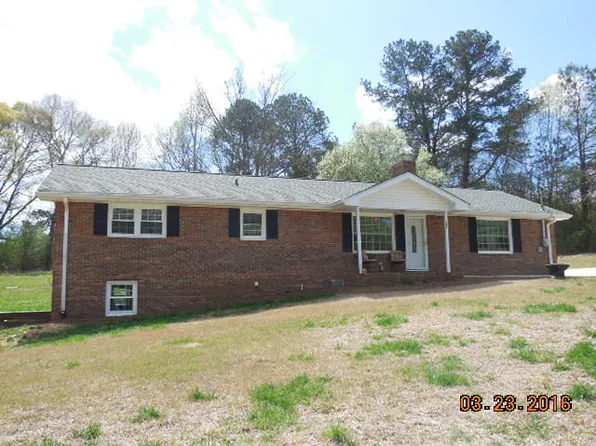 265 Robinson Dr, Carrollton, GA 30117