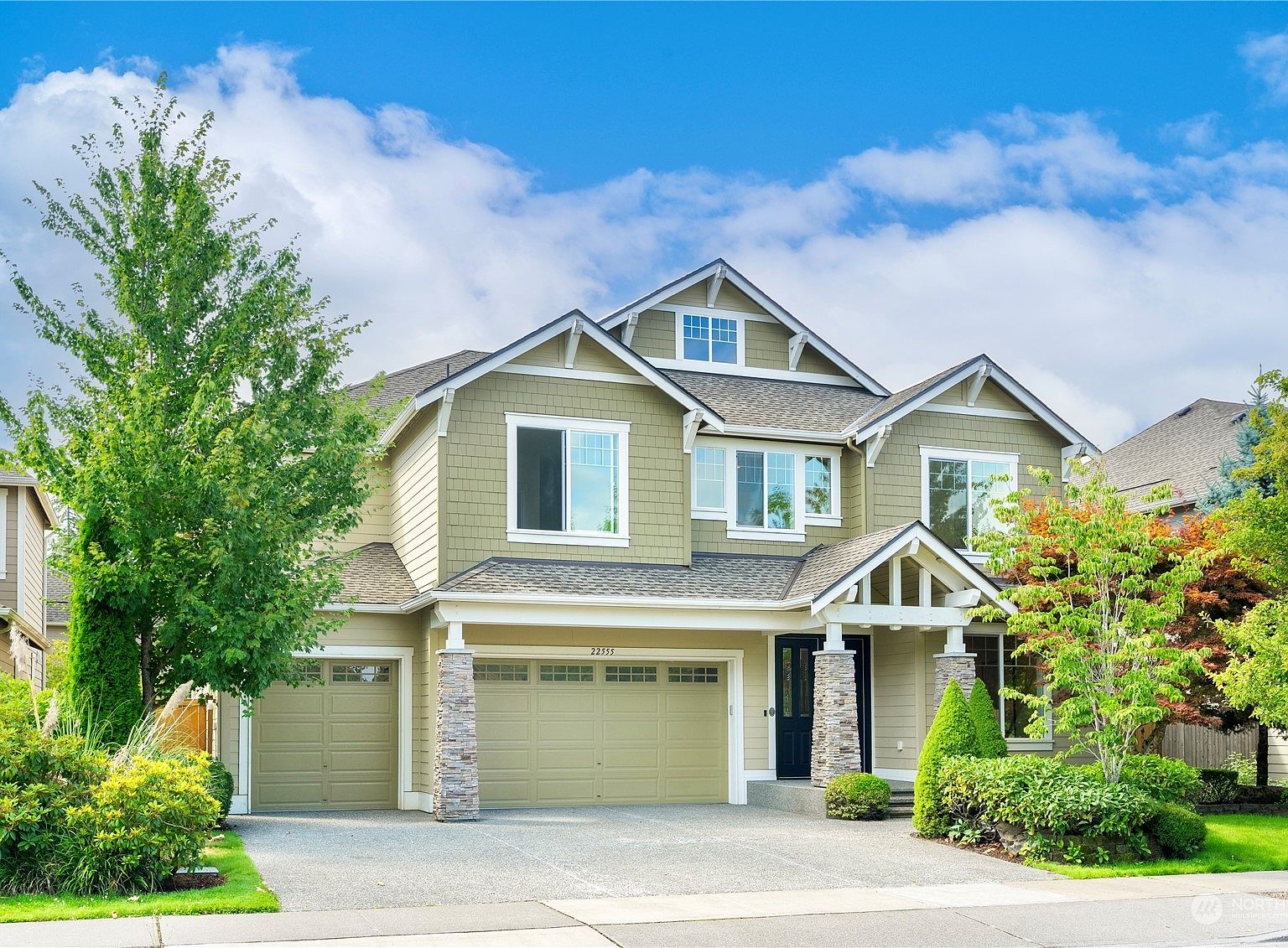 22555 SE 32nd Street, Sammamish, WA 98075 | Zillow