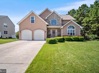 122 Justine Ln, Galloway, NJ 08205