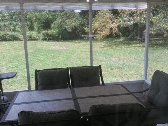 5th image of 285 NW 64th Pl