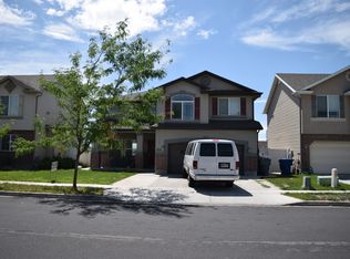 273 N Buckingham Dr, North Salt Lake, UT 84054