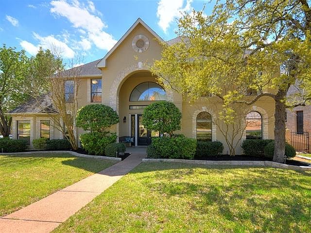 1st image of 8025 Bottlebrush Dr