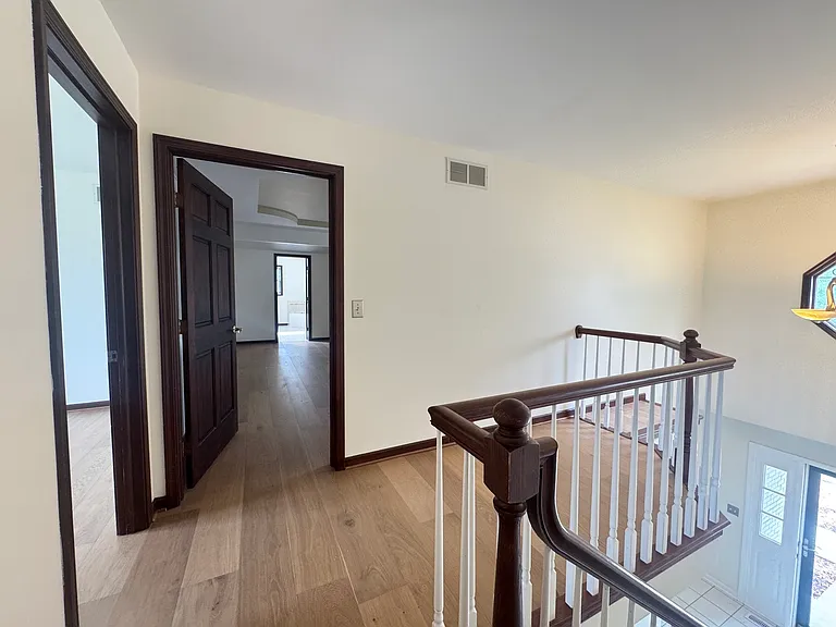1108 Hollingswood Ave — Photo 10