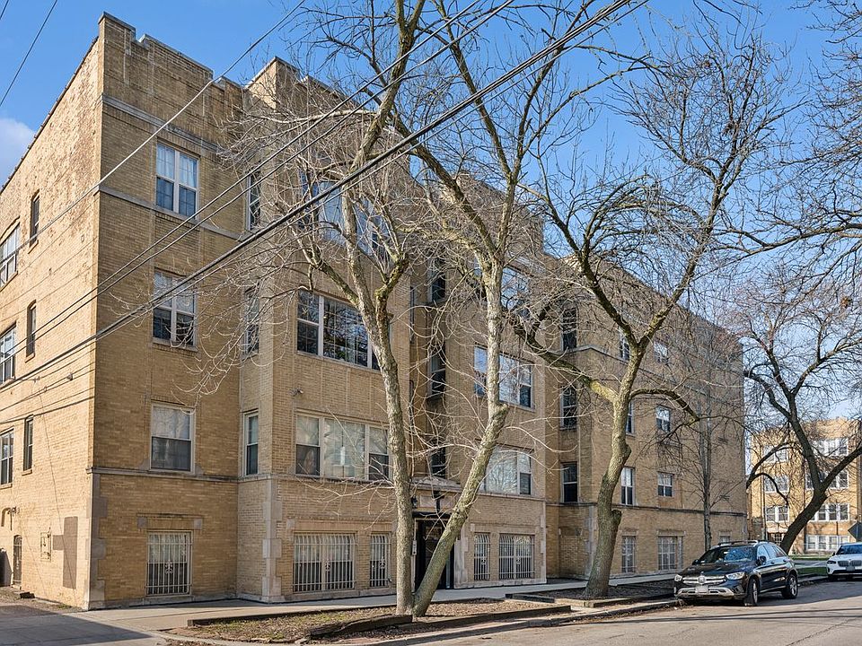1st image of 3549 W Belle Plaine Ave Unit 2