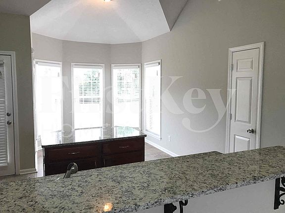 5th image of 5512 Brook Shade Ln