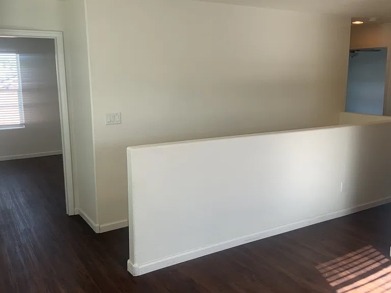 1734 Lark Dr NE — Photo 10