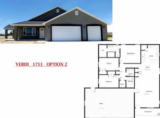 393 Country Club Pkwy, Spring Creek, NV 89815
