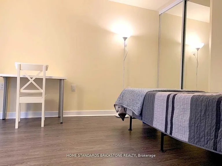 85 Bloor St E #908 — Photo 11