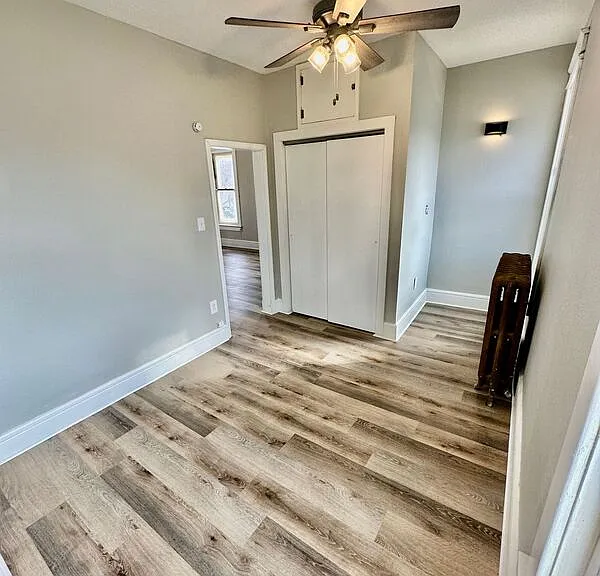 208 S 9th St #3 — Photo 3