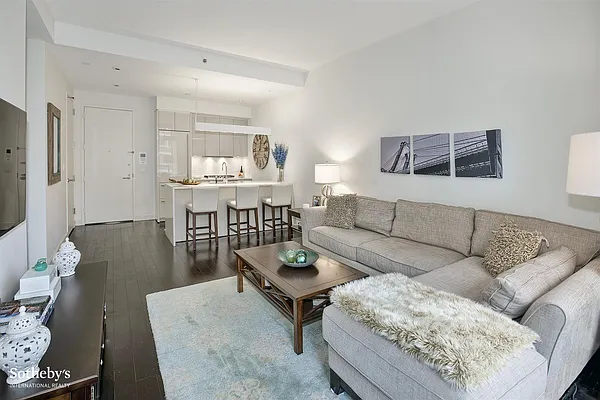 Sold by Sotheby's International Realty | media 15