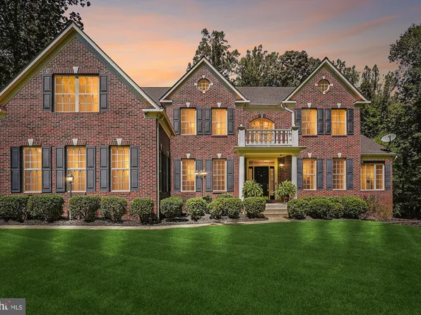 94 Falling Creek Dr, Stafford, VA 22554